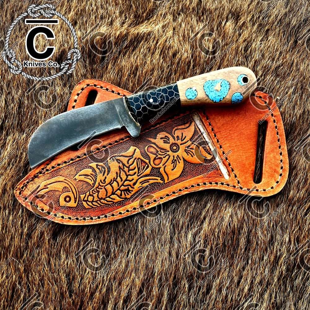 Hawkbill knife