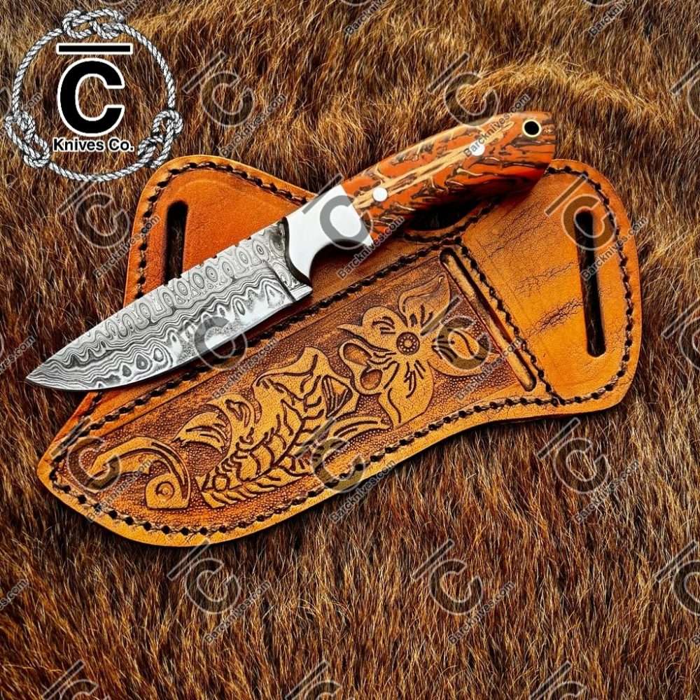 Handmade Damascus steel skinner